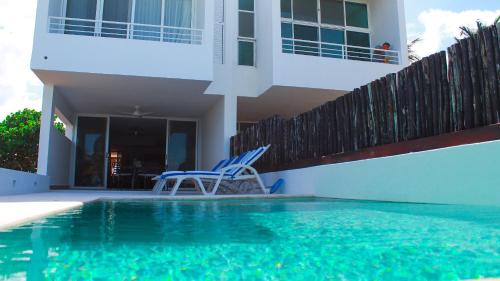 Villa Cos beachfront house — 4-Star Luxury Hotel in San Benito, Mexico