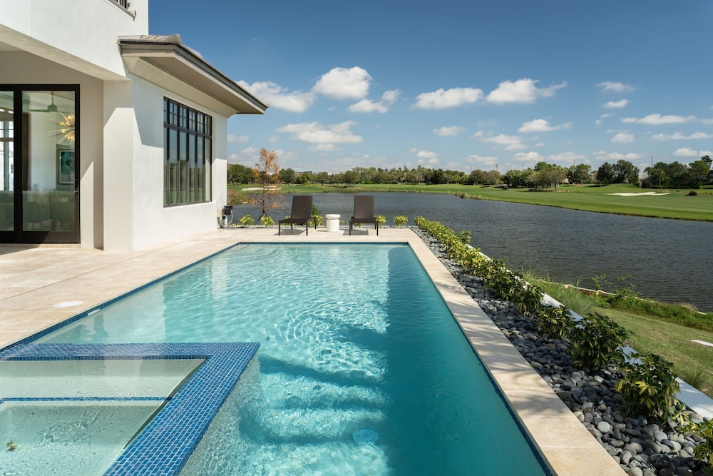The Ritz Carlton Residences Orlando Grande Lakes - photo 23