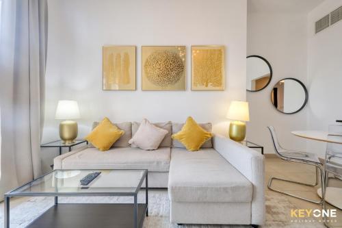Sophisticated One Bedroom with Full Marina View — 4-Star Luxury Hotel in Dubai, United Arab Emirates