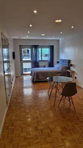 Departamento en Recoleta II Av Santa Fe y Larrea — 4-Star Luxury Hotel in Buenos Aires, Argentina