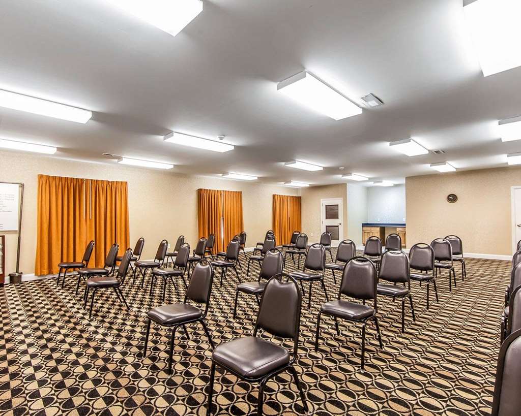 Quality Inn & Suites Bremen - photo 26