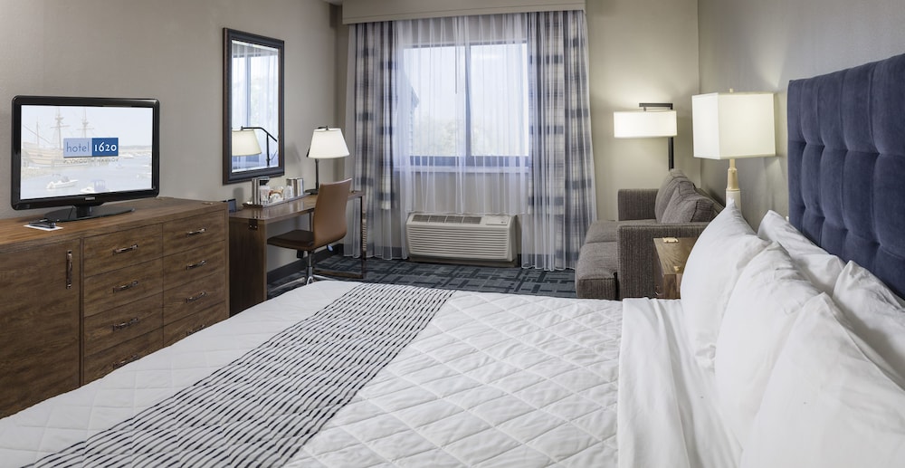 Hotel 1620 Plymouth Harbor - photo 16