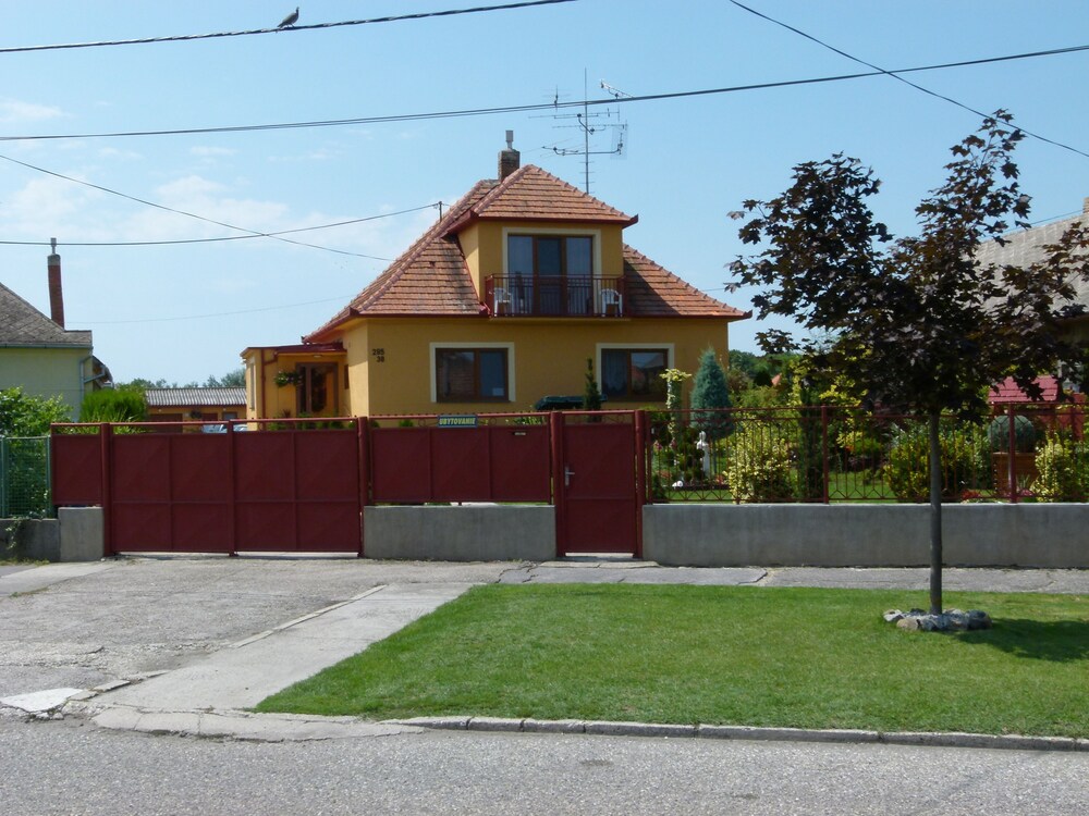 Privat u Jozefa Földesa in Velky Meder, Slovakia