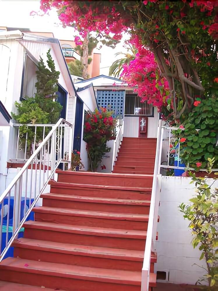 Hermosa Hotel - photo 10