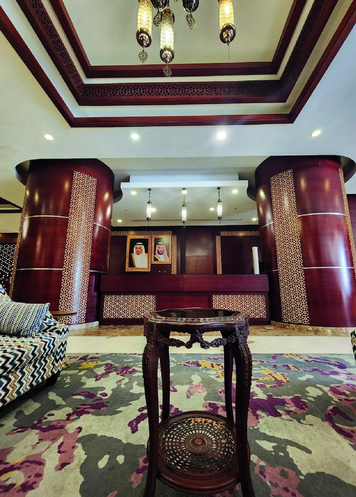 Tariq Alhajrih Hotel — Mecca