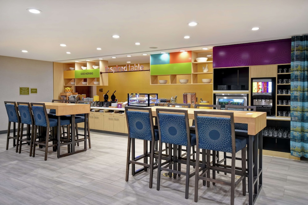 Home2 Suites by Hilton Taylor Detroit - photo 31