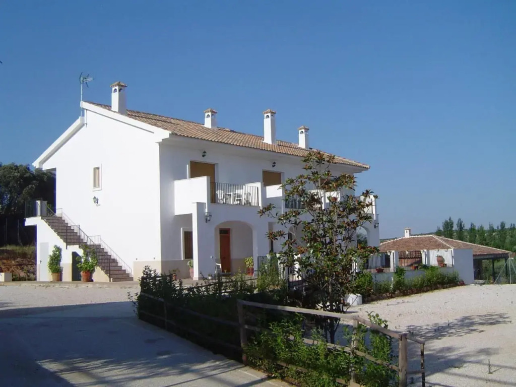 Apartamentos Volapie 17218938 — Montemayor