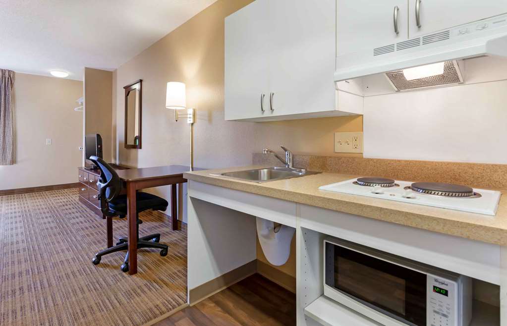 Extended Stay America Suites Madison Junction Court - photo 15