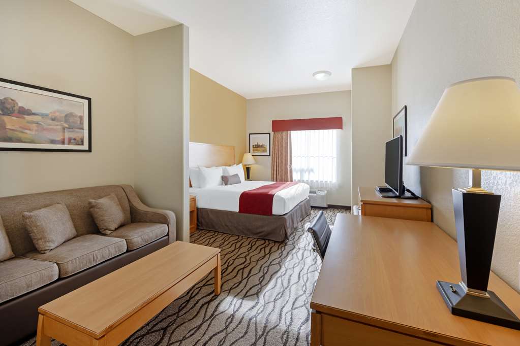 Best Western Plus Guymon Hotel & Suites - photo 3