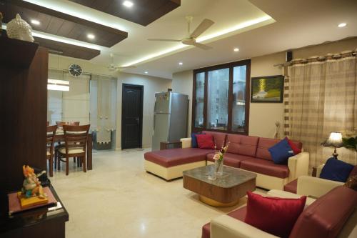 Elegant 3BR Apt in Mohali By Especial Rentals