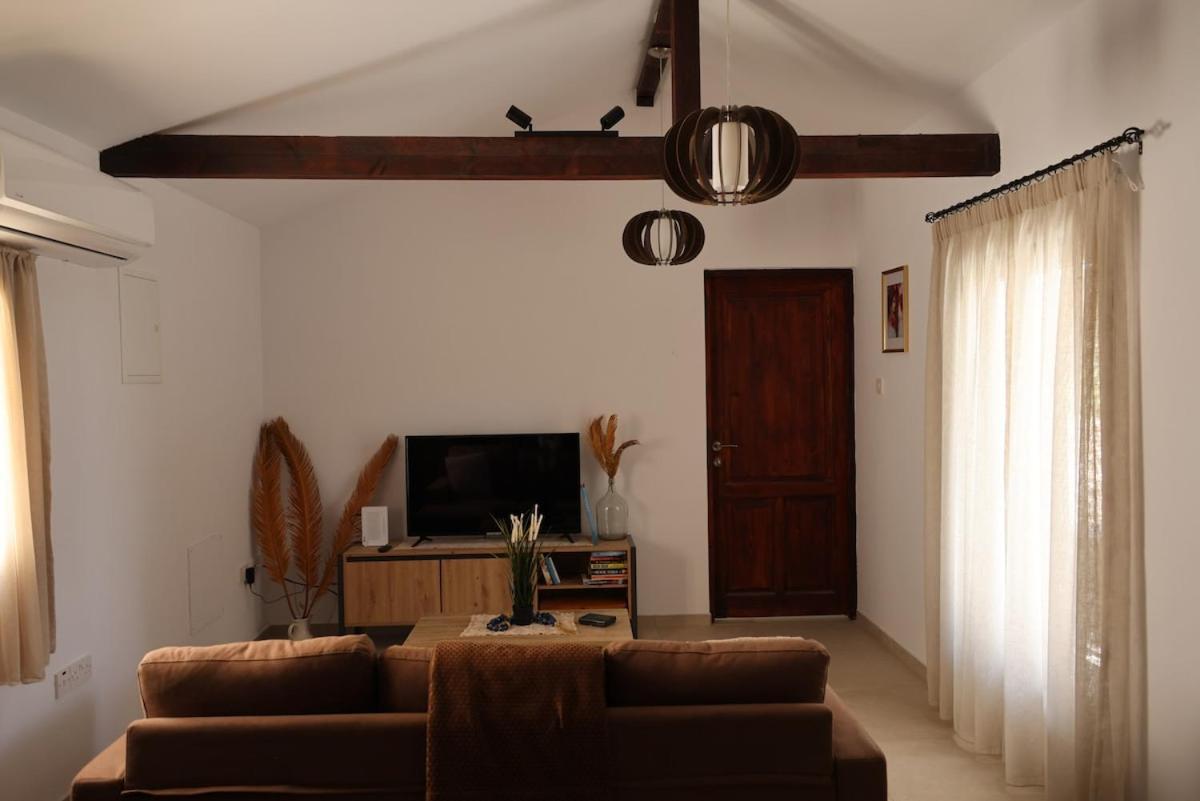 Monolithos Cottage