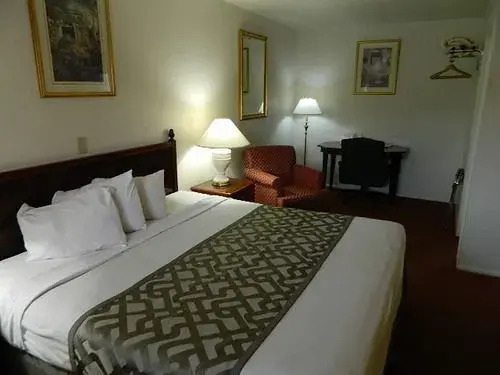 Durango Travelodge - carbon neutral hotel in Durango
