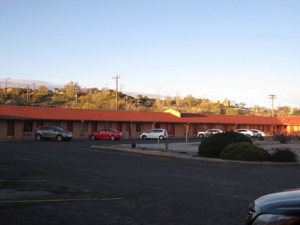 El Capitan Motel - photo 55
