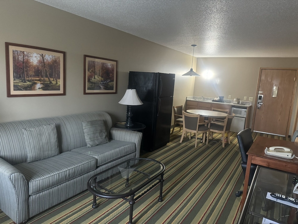 Super 8 by Wyndham Sparta - photo 25