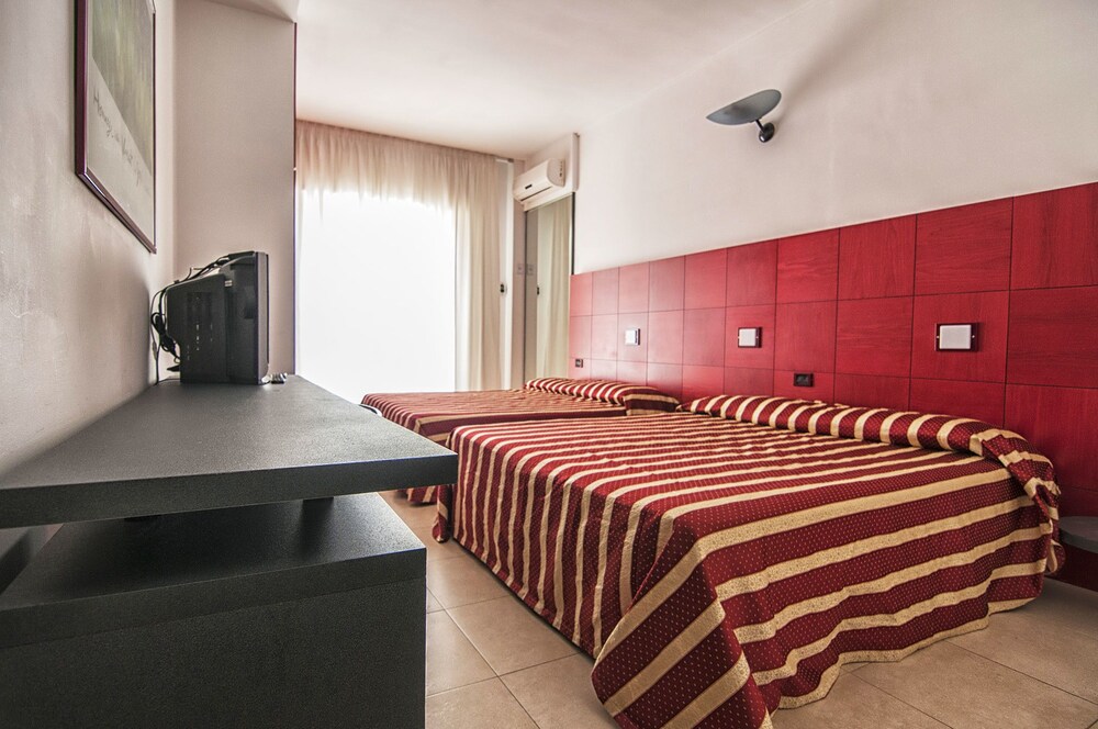 Garden Hotel Molfetta — Molfetta — photo 4