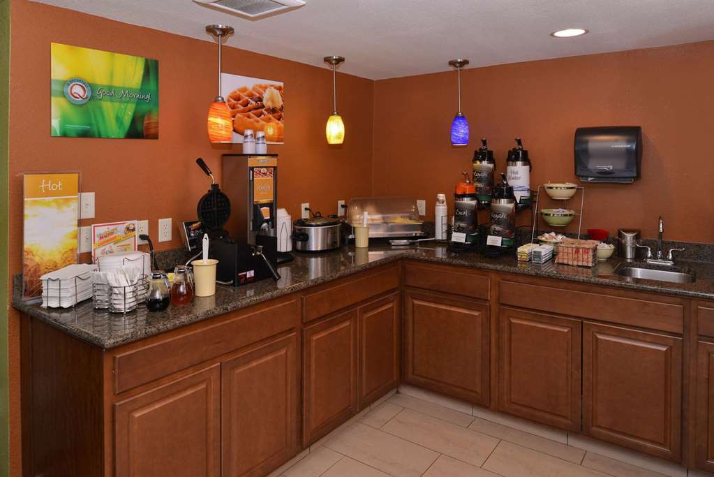 Quality Inn Appleton West - photo 6