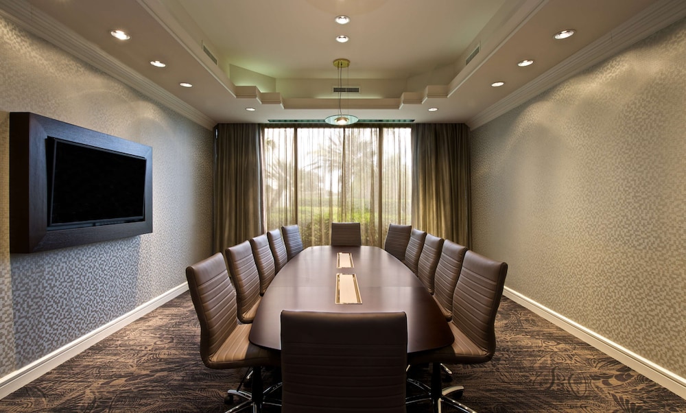 Embassy Suites by Hilton Palm Beach Gardens PGA Boulevard - photo 38