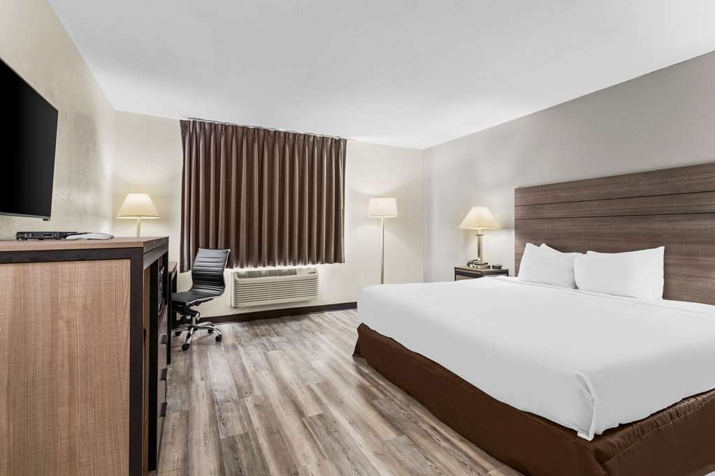 SureStay Hotel by Best Western Albuquerque Midtown - photo 12