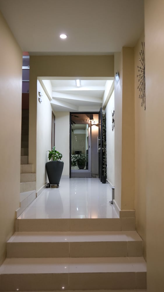 Ivissa Hotel — 4-Star Luxury Hotel in Pinotepa Nacional, Mexico