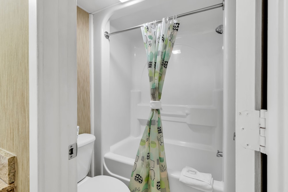 Beach front Condos Located in the Caribbean Resort with Pool and Lazy River - photo 19
