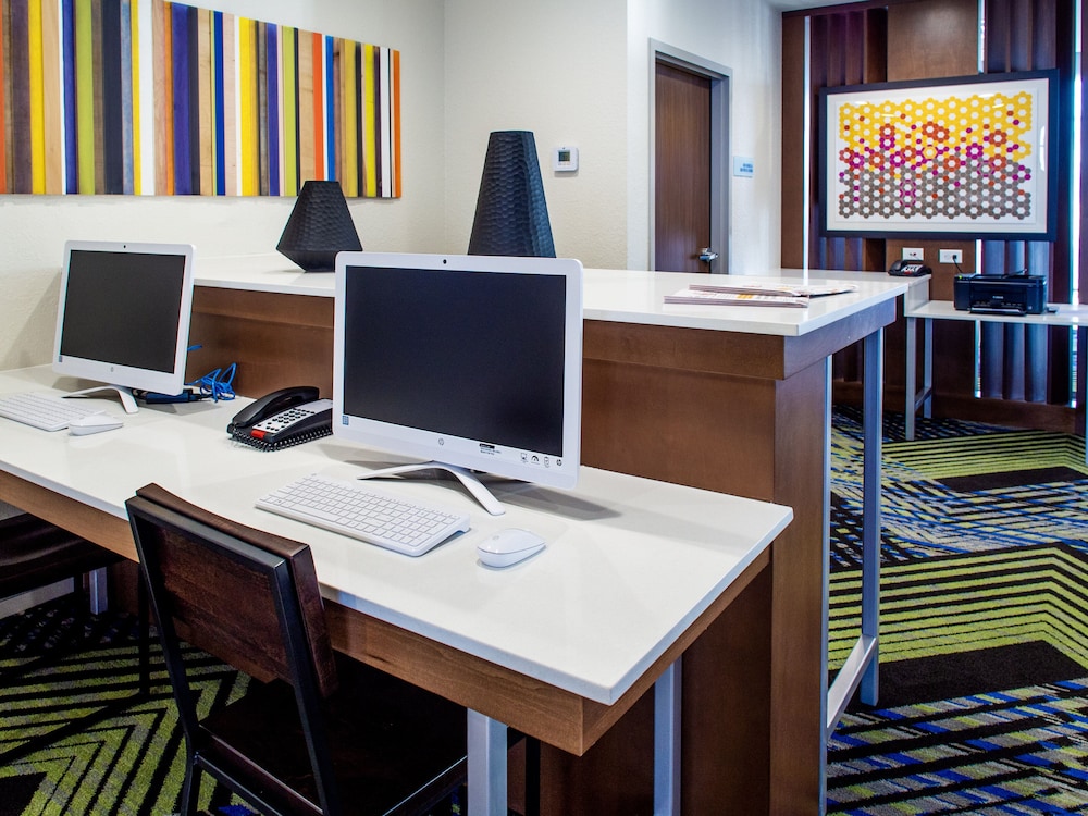 Holiday Inn Express & Suites Oklahoma City Airport by IHG - photo 25