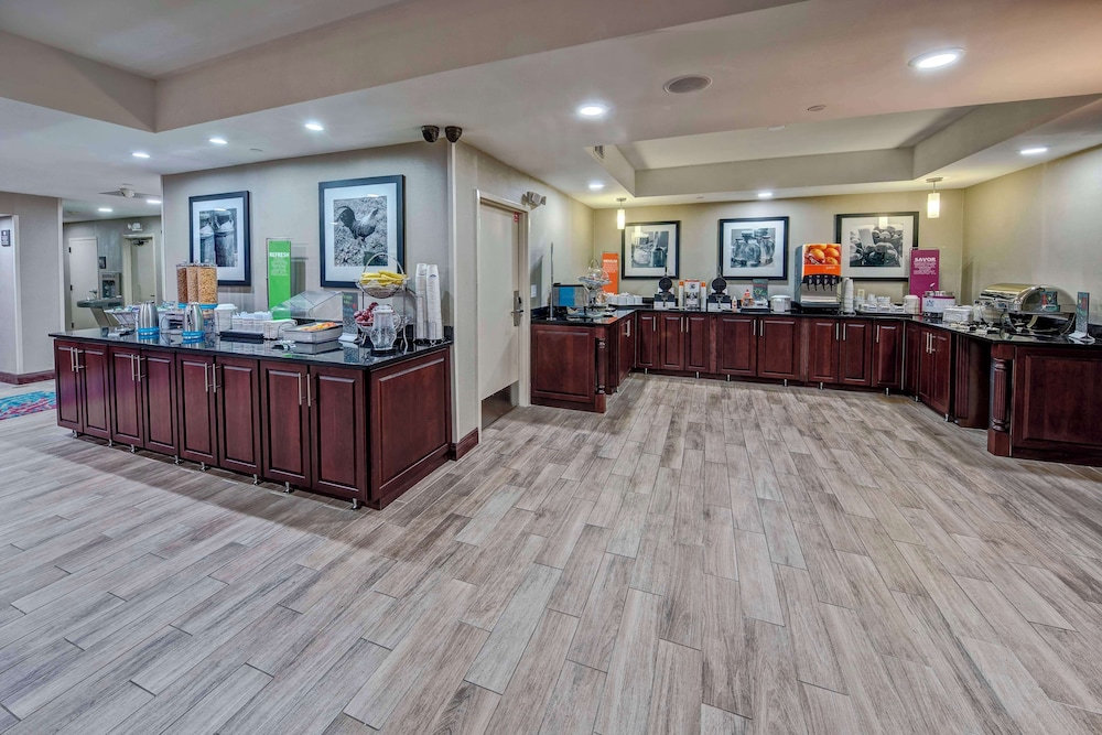 Hampton Inn Orlando Maingate South - photo 18