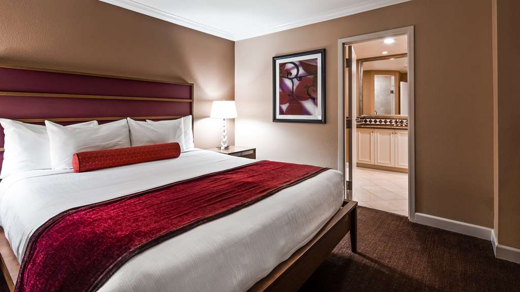 Best Western Plus Casino Royale Center Strip - photo 6