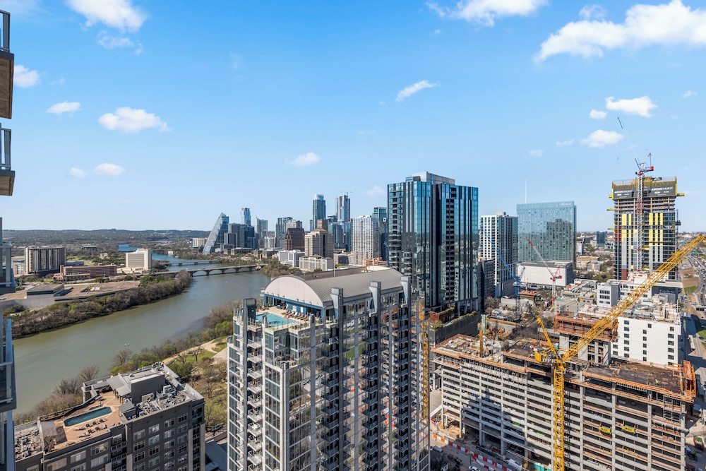 Austin Condo Hotel - photo 848