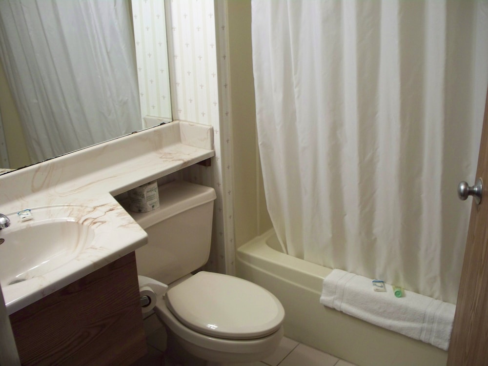 Country Inn Deerwood - photo 40