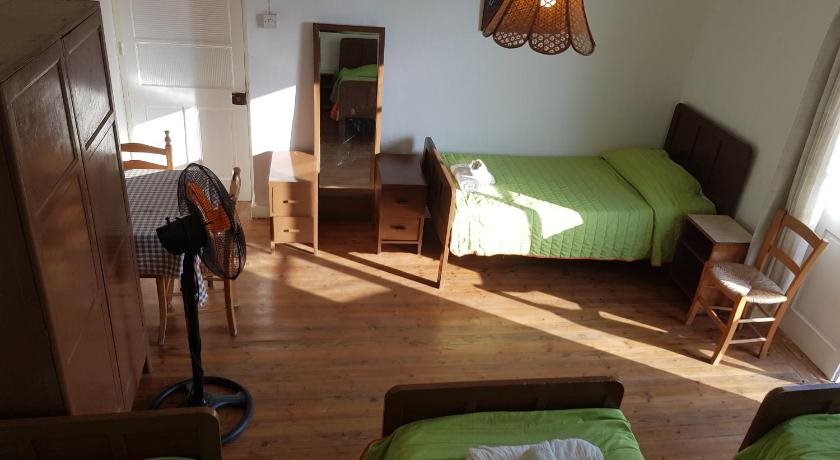 TRIANON Hostel Central Paphos Old Town