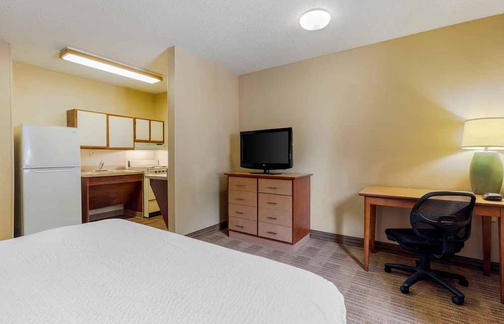 Extended Stay America Raleigh North Raleigh Wake Towne Drive - photo 25