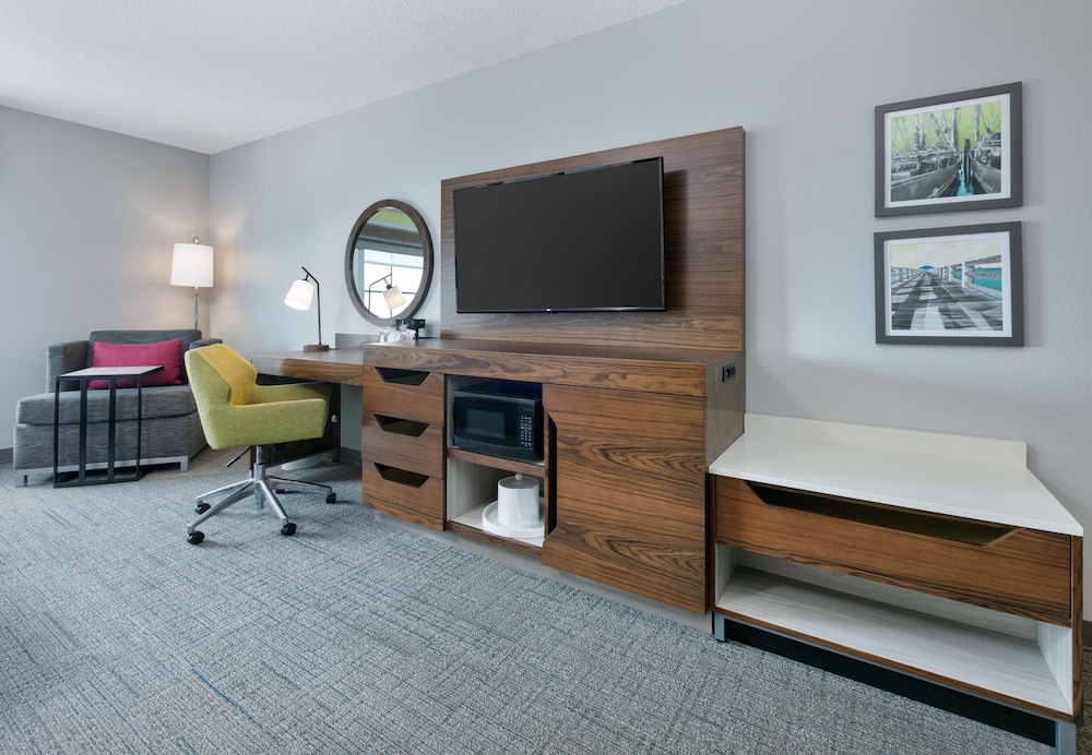 Hampton Inn Biloxi - photo 10