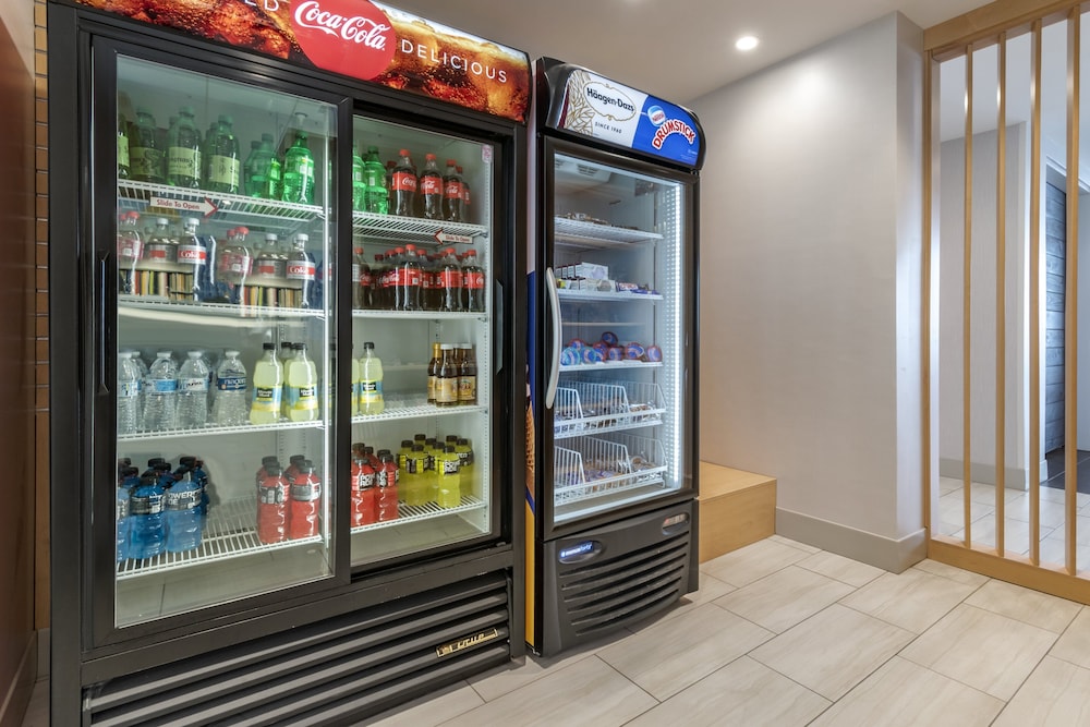 Holiday Inn Express & Suites Lancaster Mount Joy by IHG - photo 14