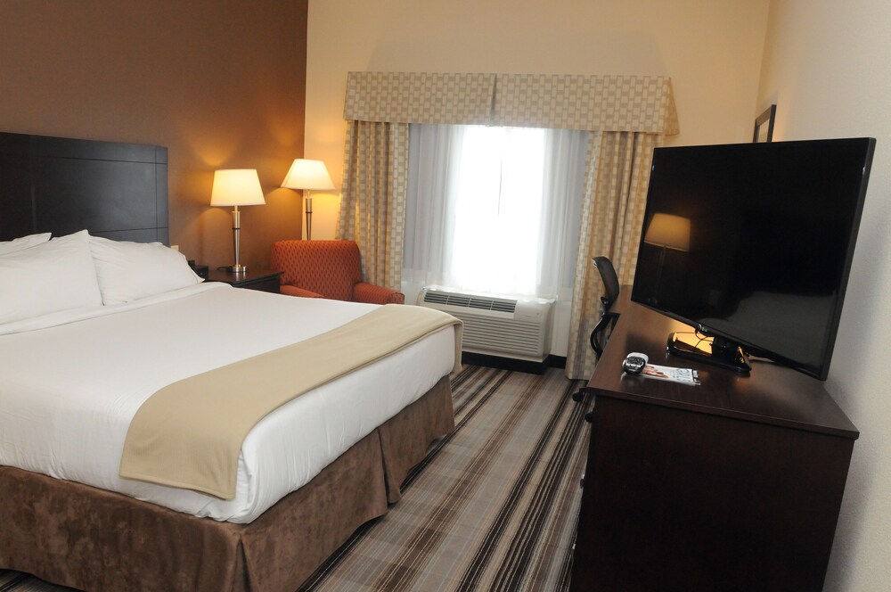 Holiday Inn Express & Suites Cambridge by IHG - photo 9