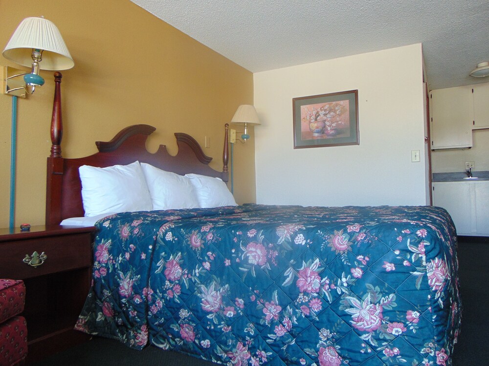 Shayona Inn Extended Stay - photo 6