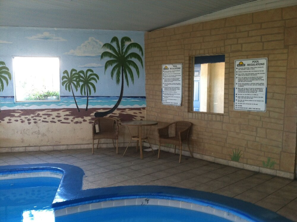 Motel 6 Calera - photo 22