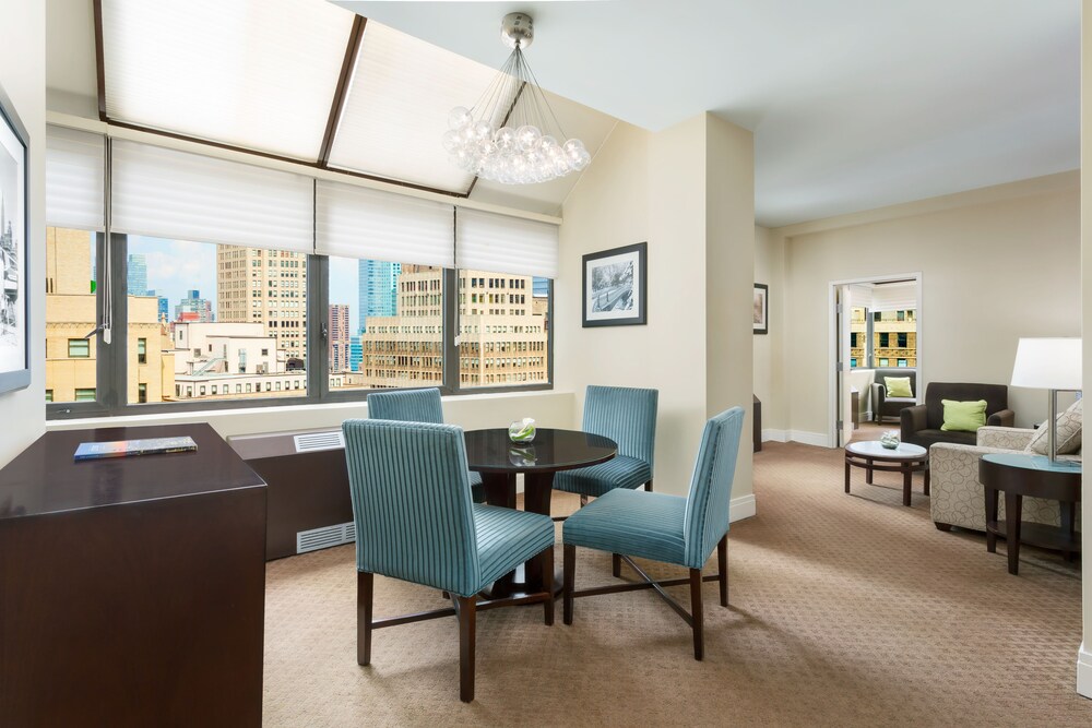 Aura Hotel Times Square - photo 27