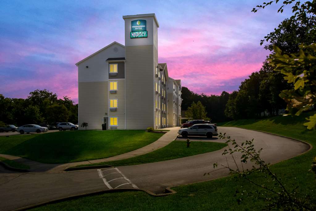 WoodSpring Suites Louisville Southeast - photo 11