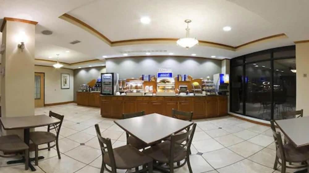 Holiday Inn Express Socorro by IHG - photo 38