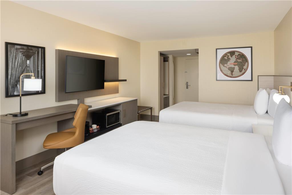Ramada Plaza Resort & Suites by Wyndham Orlando Intl Drive - photo 24