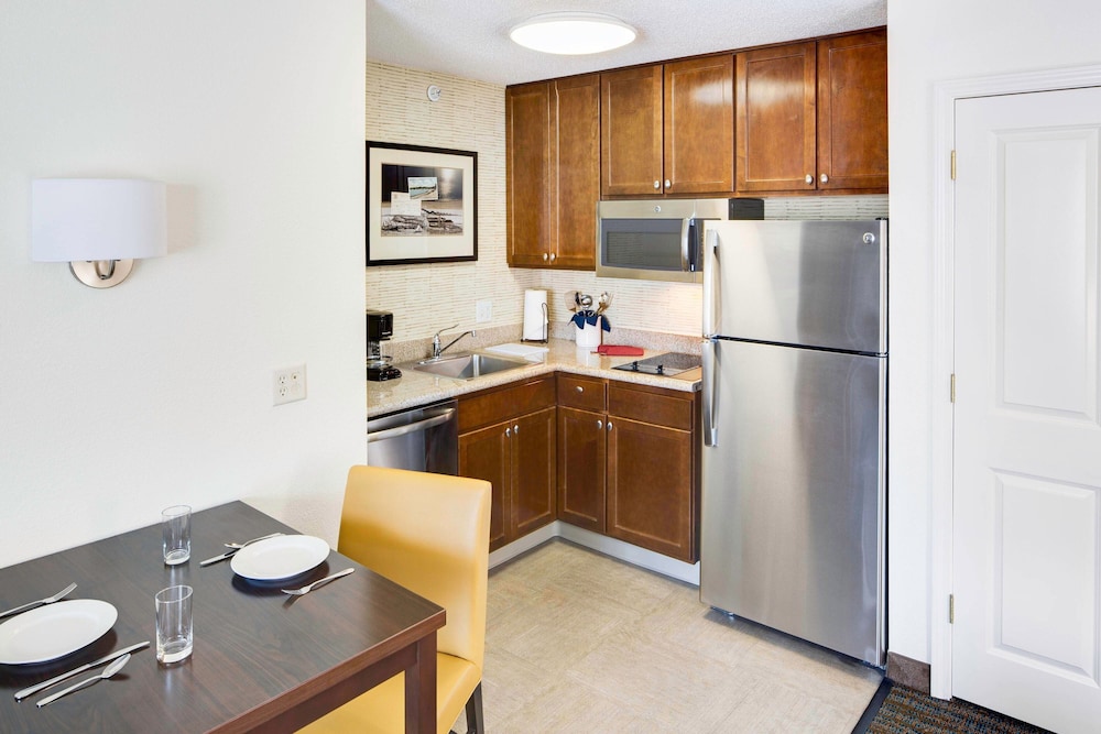 Residence Inn by Marriott Milford - photo 13