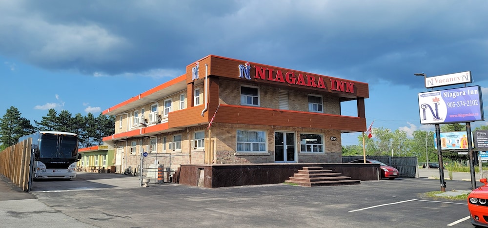 Niagara Inn - carbon neutral hotel in Niagara Falls