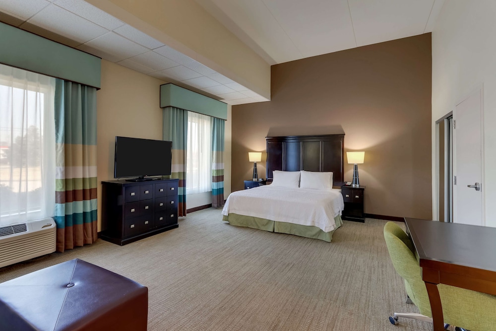 Hampton Inn & Suites Swansboro Near Camp Lejeune - photo 10