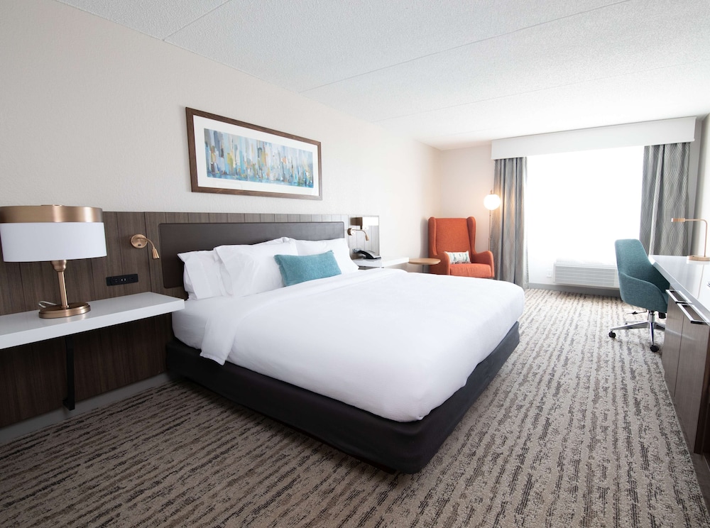 Hilton Garden Inn Des Moines Airport - photo 8