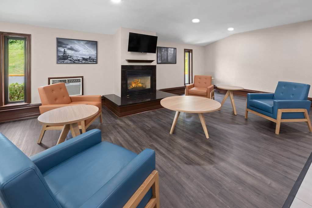 Super 8 by Wyndham Bridgeport Clarksburg Area - photo 8