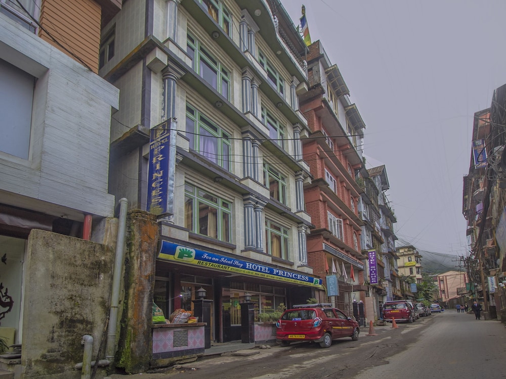 OYO 19558 Princess - last minute hotel in Darjiling