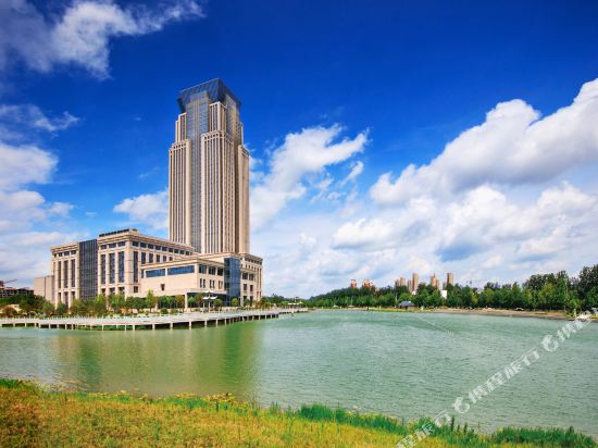 Zhongyuan International Hotel — 4-Star Luxury Hotel in Xuchang, People's Republic of China