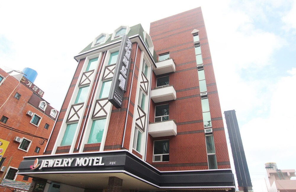 Jewelry Motel in Yeosu, South Korea