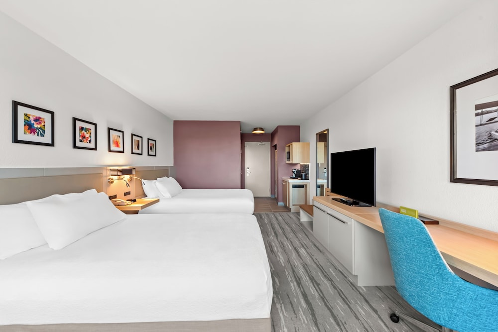 Hilton Garden Inn Seattle North Everett - photo 6