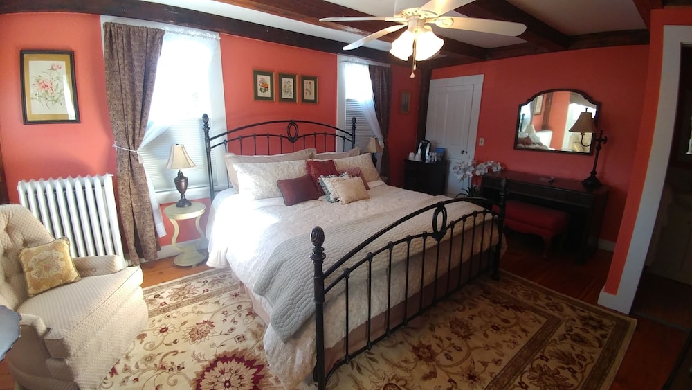 2 River Road Inn & Cottages - photo 35
